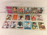 Lot of 18 Pcs Collector Vintage Sport NFL Football Sport Trading Assorted Card and Players