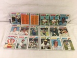 Lot of 18 Pcs Collector Vintage Sport MLB Baseball Sport Trading Assorted Cards & Players