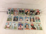 Lot of 18 Pcs Collector Vintage Sport MLB Baseball Sport Trading Assorted Cards & Players