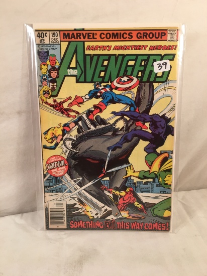 Collector Vintage Marvel Comics The Avengers Guest Starring Daredevil Comic Book No. 190