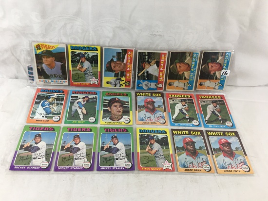 Lot of 18 Pcs Collector Vintage Baseball Sport Trading Assorted Cards and Players -See Pictures