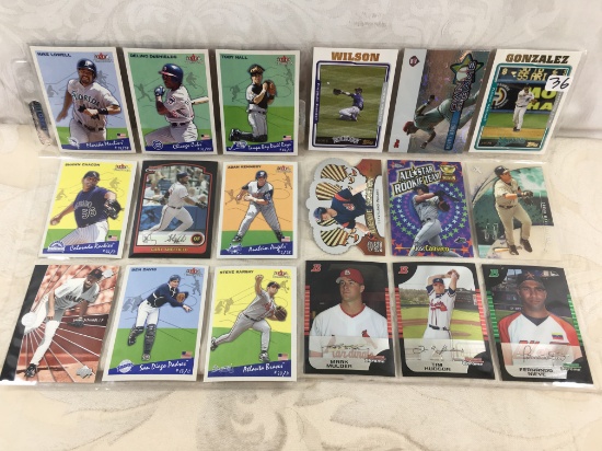 Lot of 18 Pcs Collector Modern Baseball Sport Trading Assorted Cards and Players - See Pictures