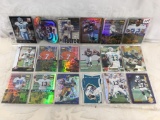 Lot of 18 Pcs Collector Modern NFl Footbal Sport Trading Assorted Cards and Players - See Pictures