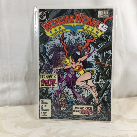 Collector Vintage DC Comics Wonder Woman Comic Book No.4