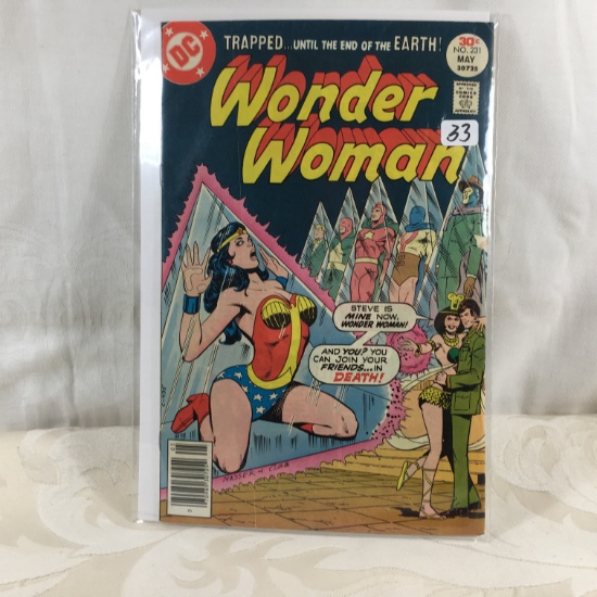 Collector Vintage DC Comics Wonder Woman Comic Book No.231
