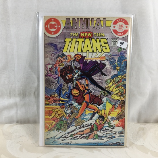 Collector Vintage DC Comics The New Teen Titans Annual Comic Book No.1
