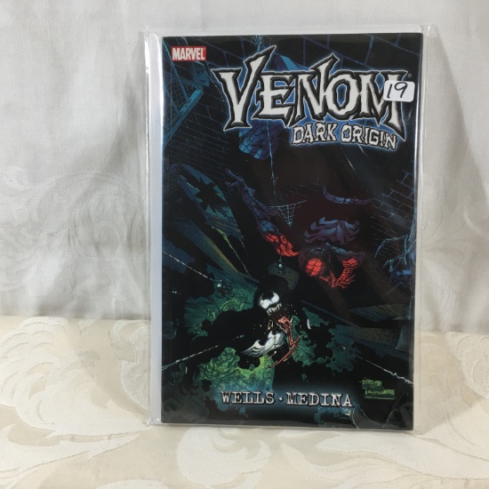 Collector Modern Marvel Comics Venom Dark Origin Comic Book
