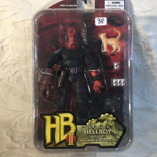 COLLECTOR MIXED DC & MARVEL COMICS ACTION FIGURES