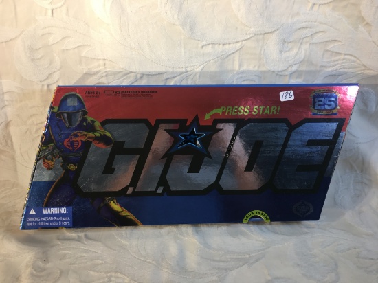 NIP Collector Hasbro Cobra Set GI Joe 25th Anniversary Action Figure Set 7.5"x16" Box