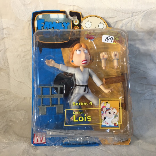 NIP Collector Mezco Family Guy Series 4 Lethal Lois Action Figure 6.5" Tall Figure