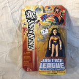 NIP  Mattel DC Super Heroes Justice League Unlimited Wonder Woman Action Figure 5.5