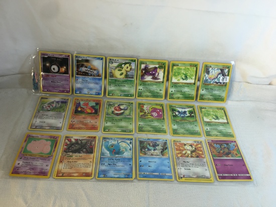 COLLECTOR MIXED MODERN POKEMON TRADING GAME CARDS