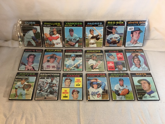 Lot of 18 Pcs Collector Vintage  MLB Baseball  Sport Trading Assorted Cards & Players - See Photos