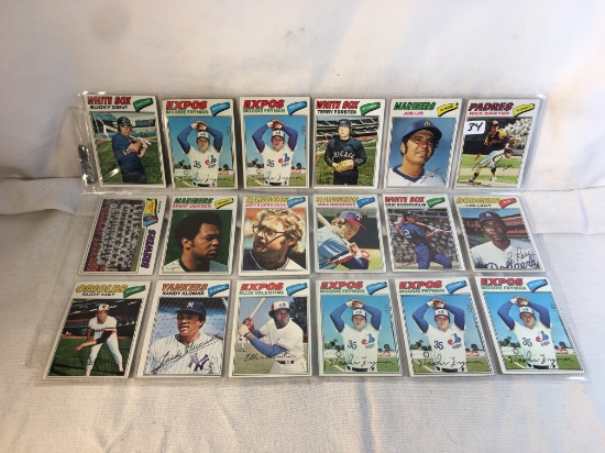 Lot of 18 Pcs Collector Vintage MLB Baseball Sport Trading Assorted Cards & Players -See Pictures