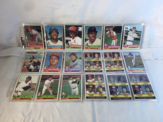 Lot of 18 Pcs Collector Vintage MLB Baseball Sport Trading Assorted Cards & Players -See Pictures