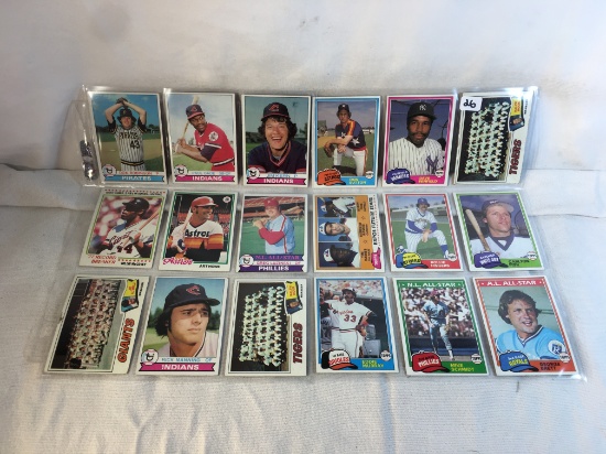 Lot of 18 Pcs Collector Vintage MLB Baseball Sport Trading assorted Cards & Players - See Pictures