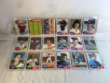 Lot of 18 Pcs Collector Vintage MLB Baseball Sport Trading assorted Cards & Players - See Pictures
