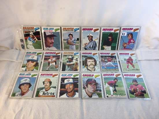Lot of 18 Pcs Collector Vintage MLB Baseball Sport Trading Assorted Cards and Players - See Pictures