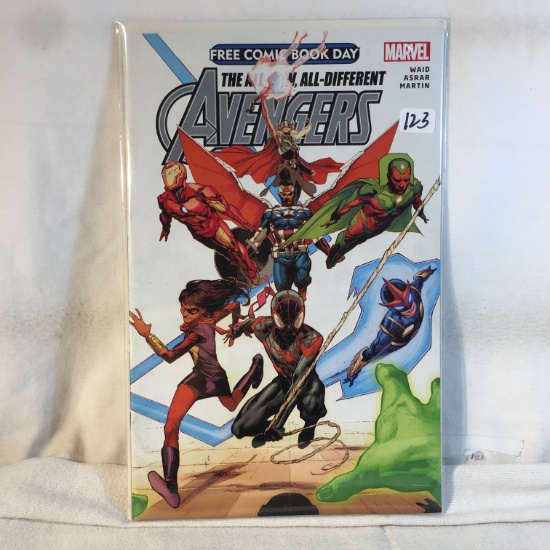 Collector Modern Marvel Comics Avengers Comic Book