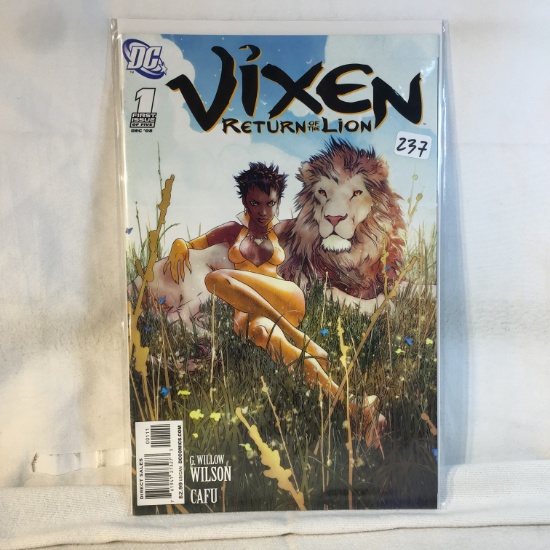 Collector Modern DC Comics Vixen Return of Lion First Issue Comic Book No.1