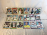 Lot of 18 Pcs Collector Vintage MLB Baseball Sport Trading Assorted Cards & Players - See Pictures