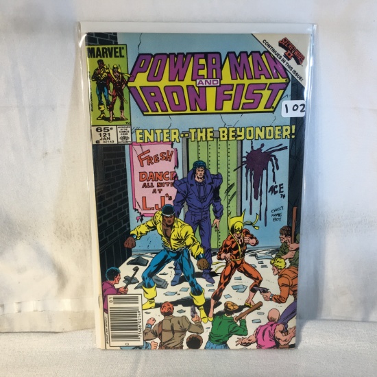 Collector Vintage Marvel Comics Power Man and Iron Fist Comic Book No.121
