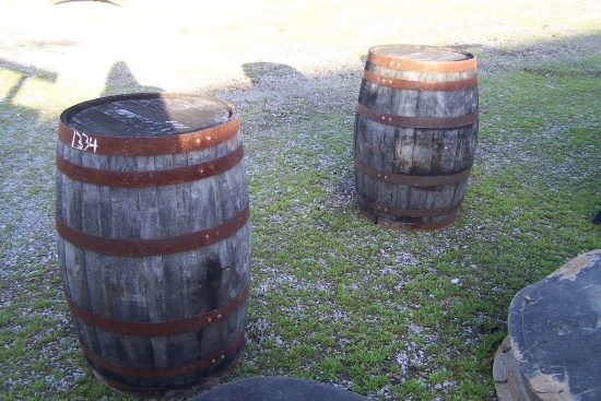 WHISKEY BARREL (2)