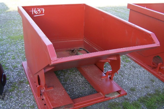 1 YARD SELF DUMPING HOPPER