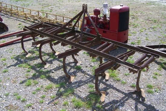 9 SHANK CULTIVATOR