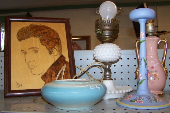 MISC LAMPS AND DECOR AND ELVIS PICTURE