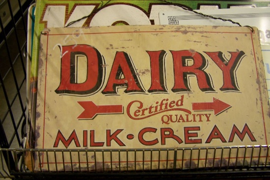 METAL DAIRY SIGN