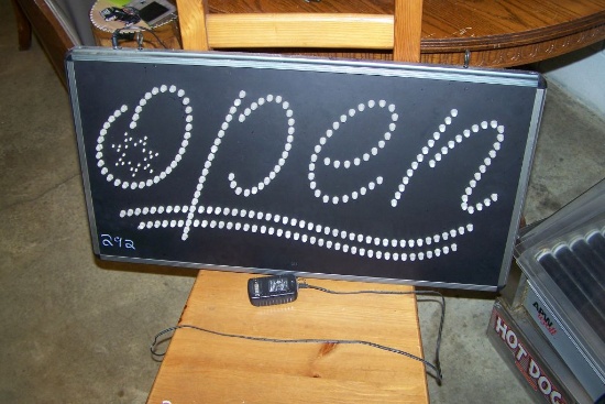 OPEN LIGHT UP SIGN