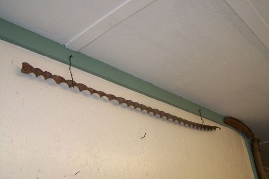 BRAZEN BIT AND SICKLE CUTTER