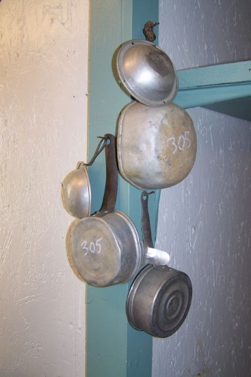 ANTIQUE LADELS (6)