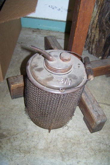 ANTIQUE OIL CAN