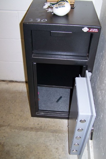 MESA COMBINATION LOCK SAFE