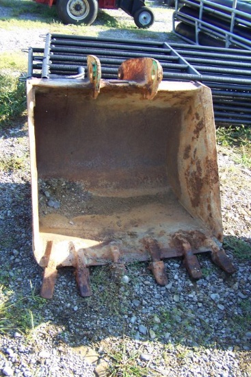 36" TOOTH BUCKET