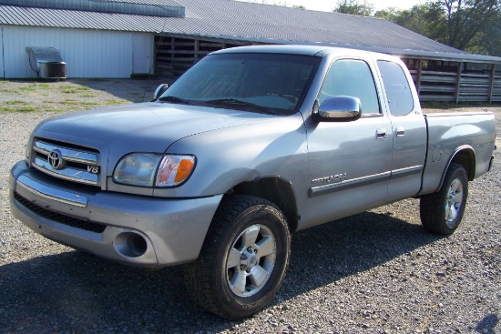 2002 TOYOTA TUNDRA, SR5, AUTOMATIC, EXTENDED CAB, MILES SHOWING: 326,019, V