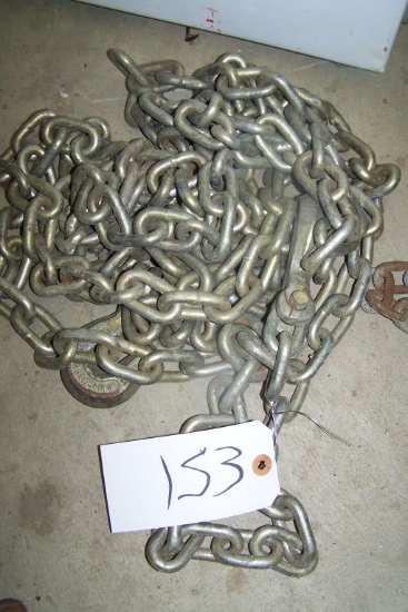 APPROX 30' HEAVY DUTY CHAIN
