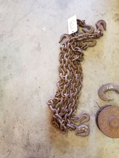 SMALL HOOK CHAINS (4)