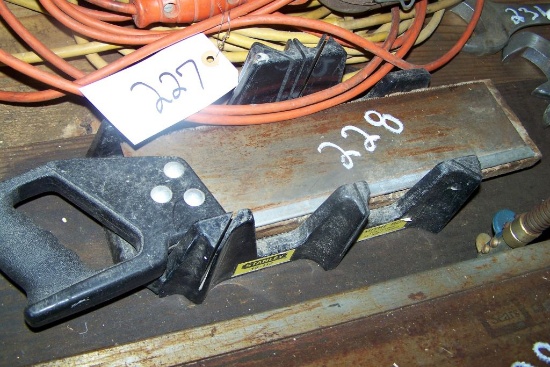 SMALL STANLEY SAW STAND