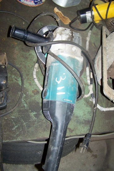 MAKITA SANDER