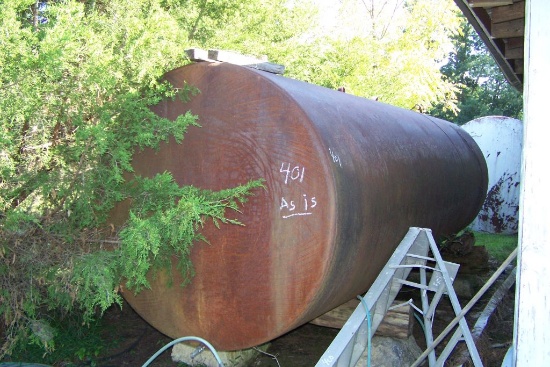 APPROX 2000 GAL TANK