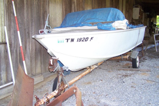 JOHNSON 55 MOTOR ON 14' OUTBOARD BOAT