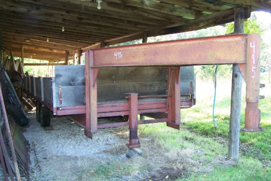 24' FLATBED TRAILER, DOUBLE AXLE, GOOSENECK