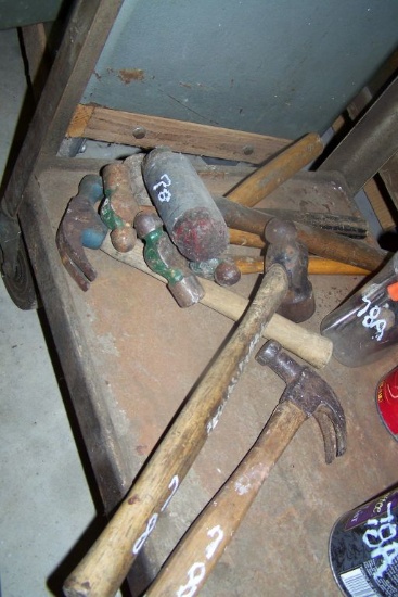 ASSORTMENT OF HAMMERS