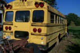 INTERNATIONAL SCHOOL BUS FOR PARTS, FULL OF PARTS