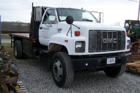 2000 GMC FLATBED TRUCK, GAS 366 ENGINE, 5 SPEED TRANSMISSION W/ 2 SPEED REA