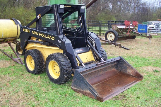 NEW HOLLAND LX 565 SKID STEER, HOURS SHOWING: 280, 65" BUCKET, S: 42878