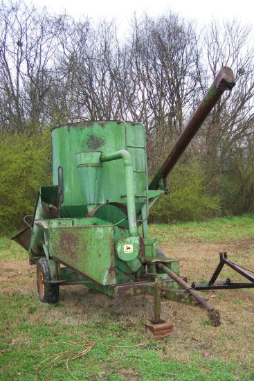 JOHN DEERE 400 GRINDER MIXER, SELLER SAYS WORKING CONDITION